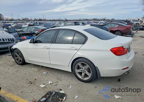 2015 BMW 328 Xi z USA, uszkodzony, nr VIN WBA3B3G51FNR89185